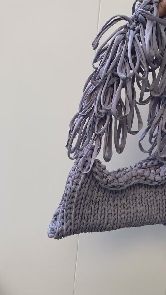 The bag with fringes